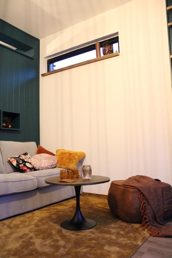 Tiny House In De Boomgaard Stad aan 't Haringvliet Exterior foto
